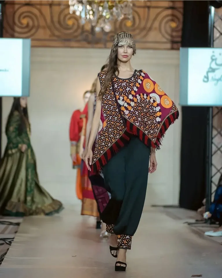 iranian-ethnic-attire-2025-01-7