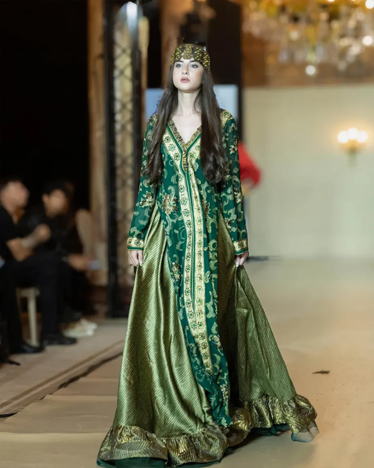 iranian-ethnic-attire-2025-03-1