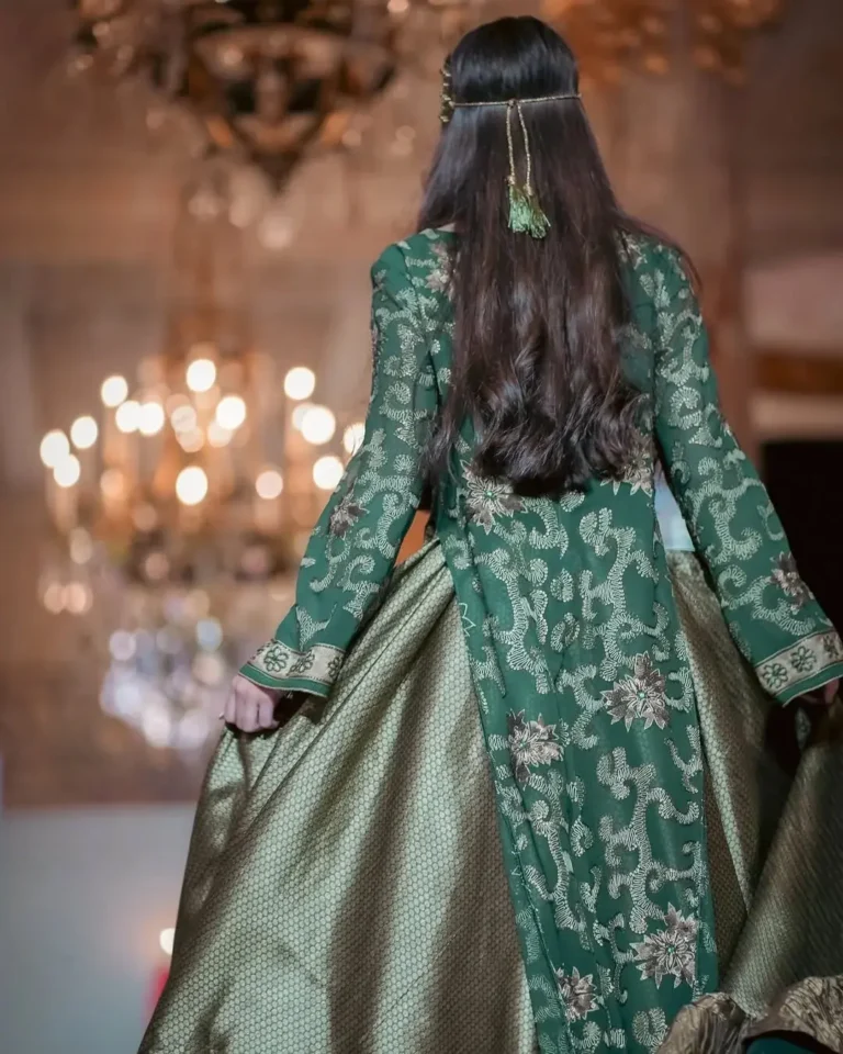 iranian-ethnic-attire-2025-03-7